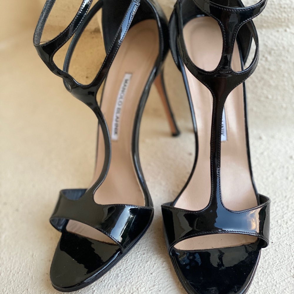 Classic Manolo Blachnik Sandal Pumps